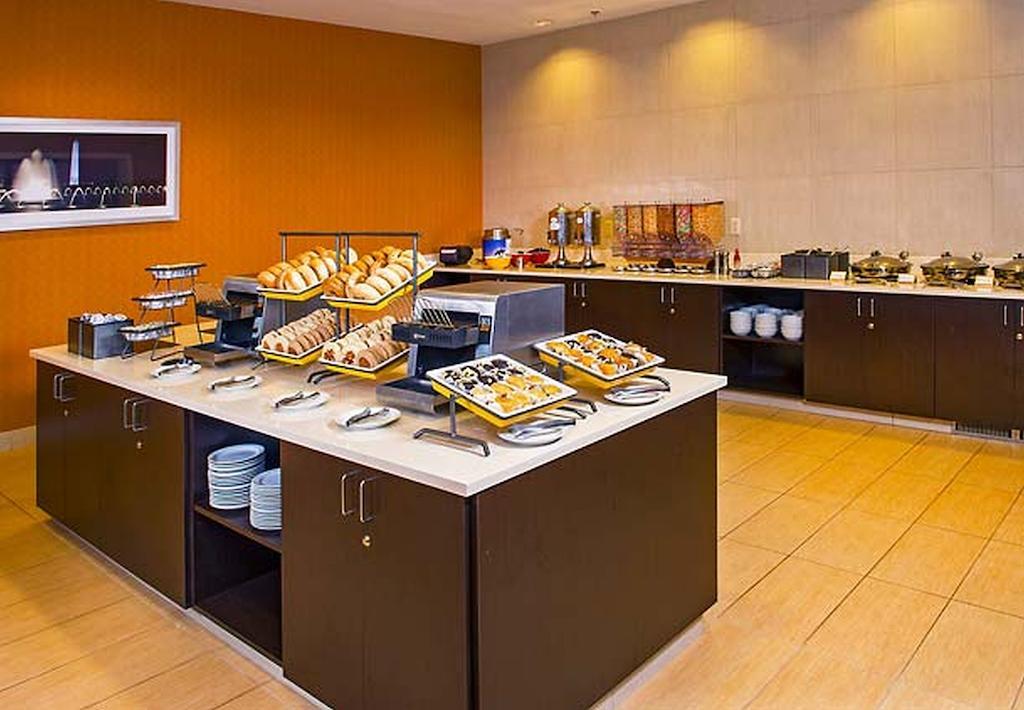 Residence Inn Arlington Pentagon City Restaurant bilde